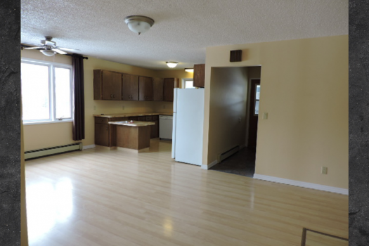 Spacious 3 Bedroom Main Floor in Martensville