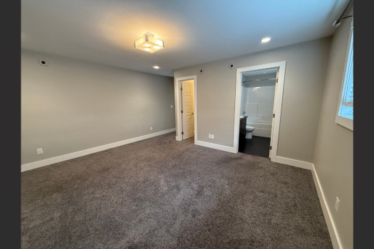 3 Bedroom Main Floor Home in Warman