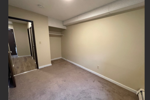 Spacious 2 Level 2 Bedroom Apartment on 8th Street