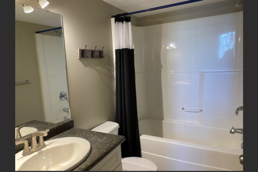 Bright 3 Bedroom Basement Suite in Warman