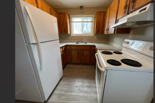 2 Bed Basement Suite in 4 Plex in Warman