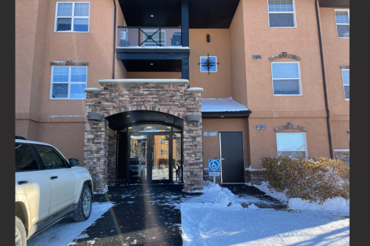 Fabulous 2 Bed 2 Bath Condo in Stonebridge
