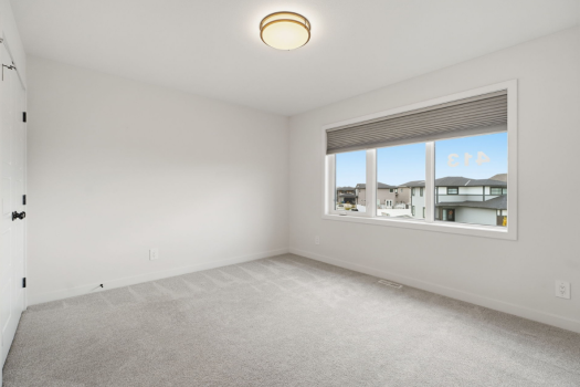 Lovely New Build Main Floor in Brighton