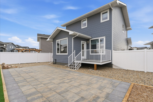 Lovely New Build Main Floor in Brighton