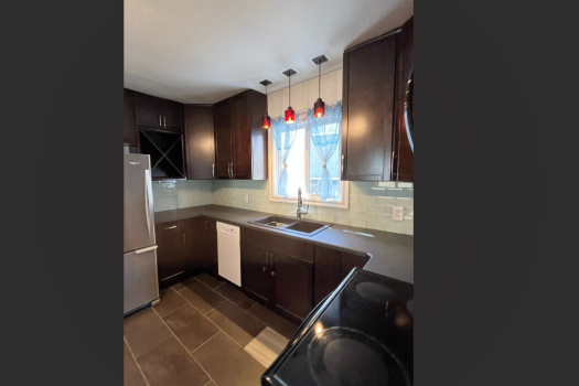 Cute 4 Bedroom Home with Garage in City Park