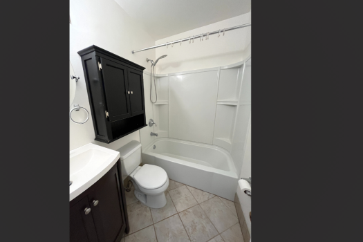 Cute 4 Bedroom Home with Garage in City Park