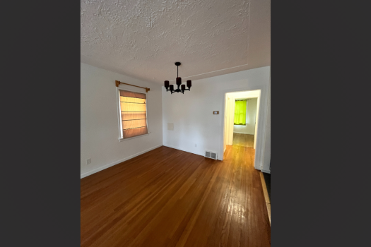Cute 4 Bedroom Home with Garage in City Park
