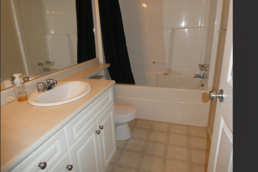 3 Bedroom Townhouse in Lakewood