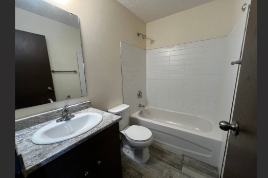 Pleasant Hill Apartment