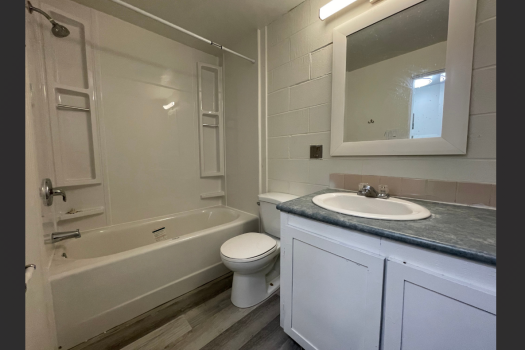 Mount Royal Apartment – 1910 22nd Street West