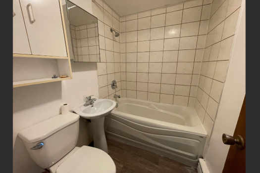 Caswell Hill Apartment