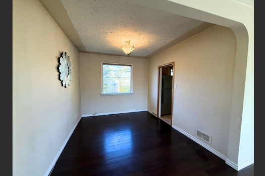 2 bedroom Main Floor Suite Near U of S