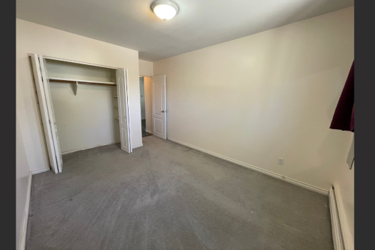 Caswell Hill Apartment