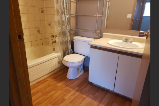 2 Bedroom Suite in 4-plex in South Warman