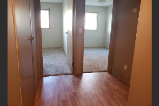 2 Bedroom Suite in 4-plex in South Warman