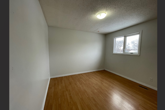 Large 3 Bedroom Duplex in Westmount